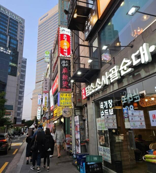 Dongdaemun W House - R414 *