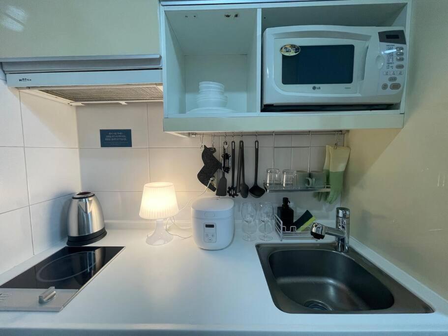 Apartment Dongdaemun W House - R414 Seoul