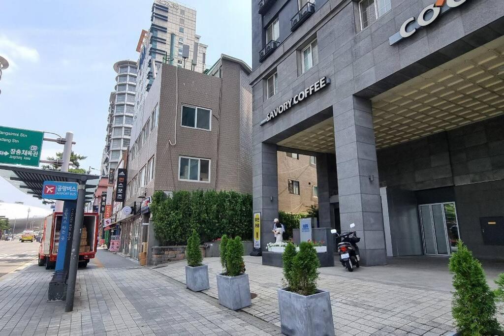 Dongdaemun W House - R414 Apartment *